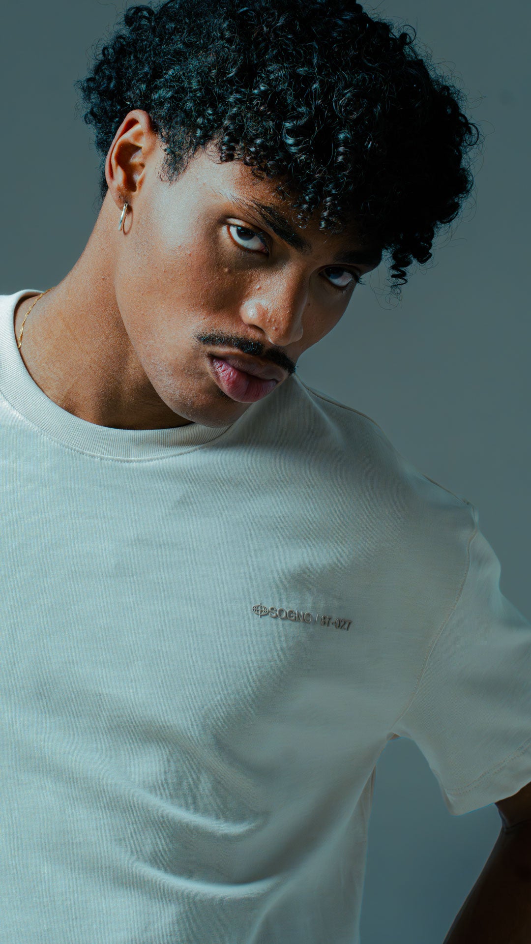 Camiseta Básica Regular-Arena