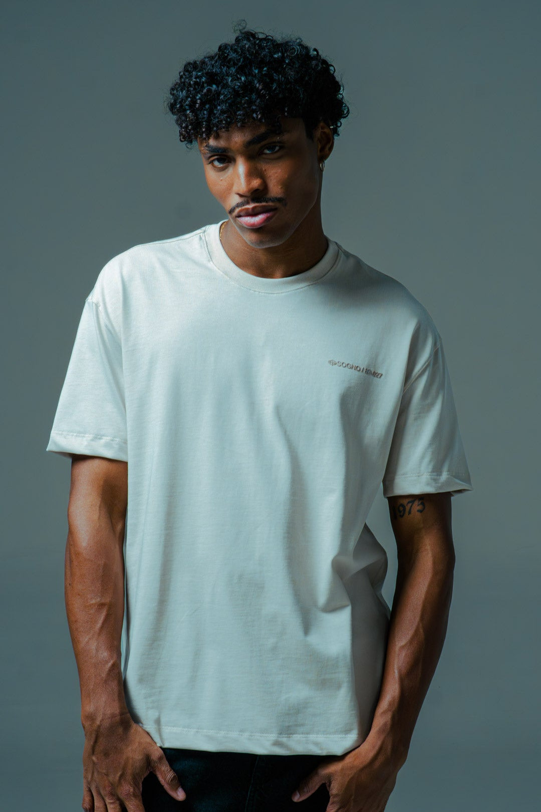 Camiseta Básica Regular-Arena