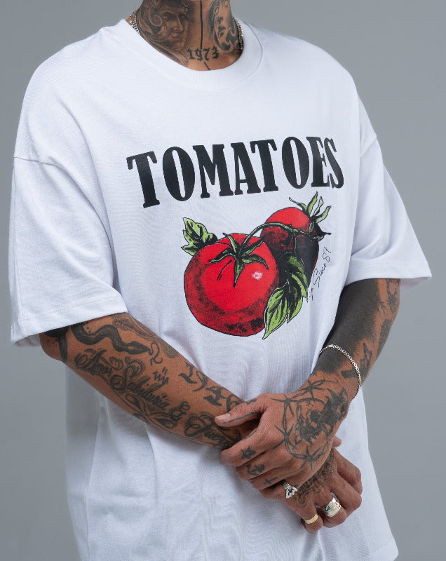 Oversized Tomatoes-Blanco