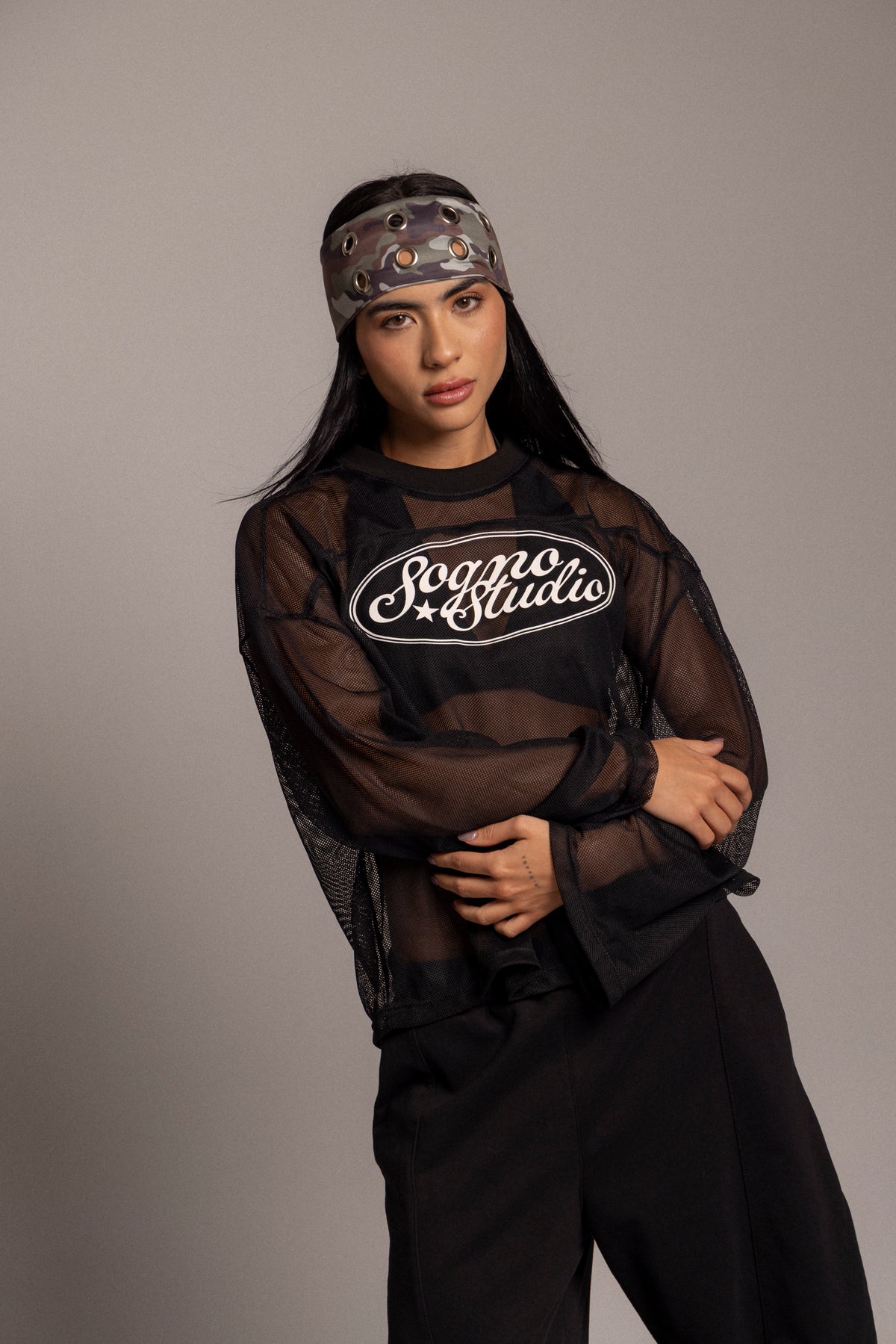 Buzo Malla Dama Affirmation Boxy- Negro