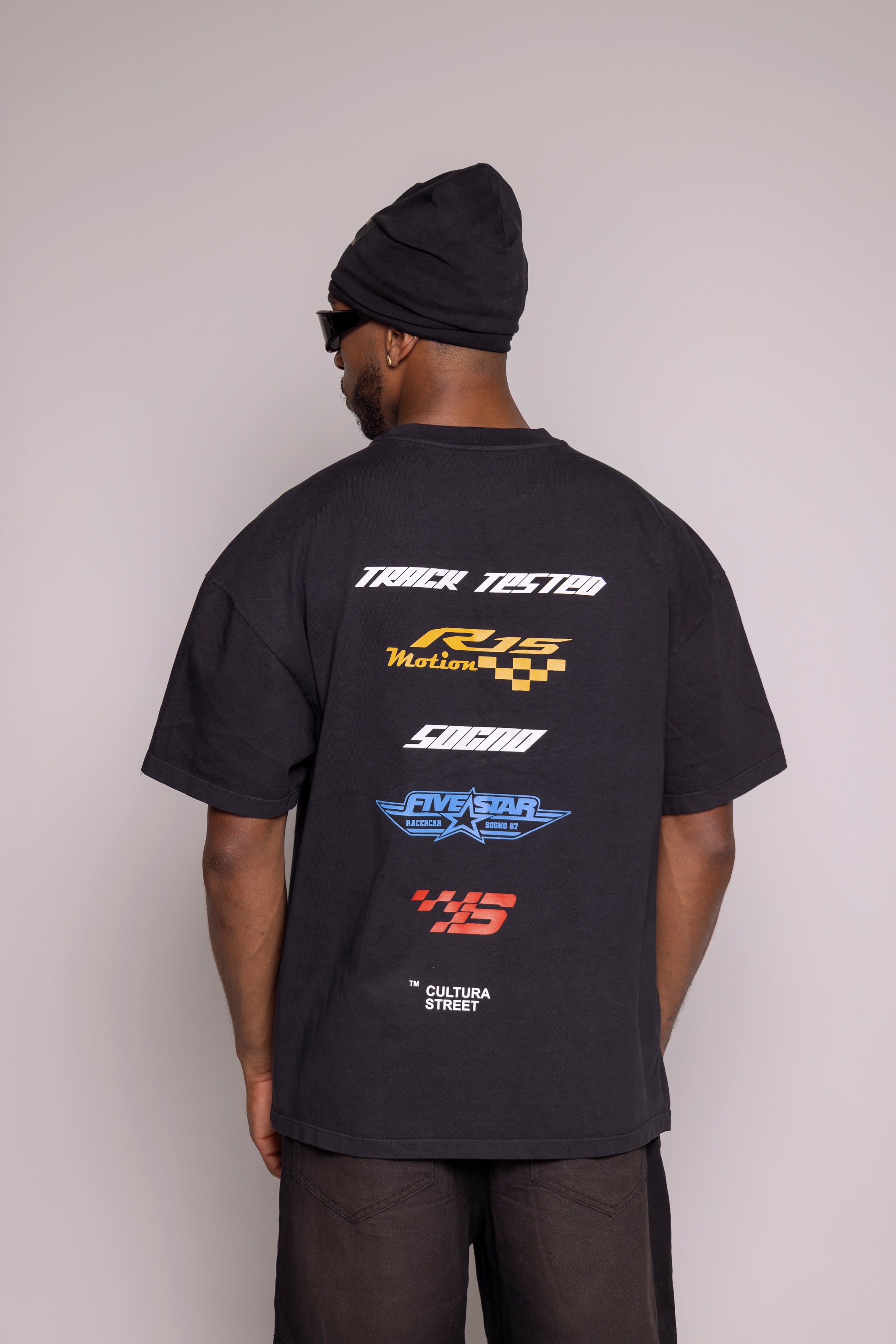 Oversized Motion-Negra