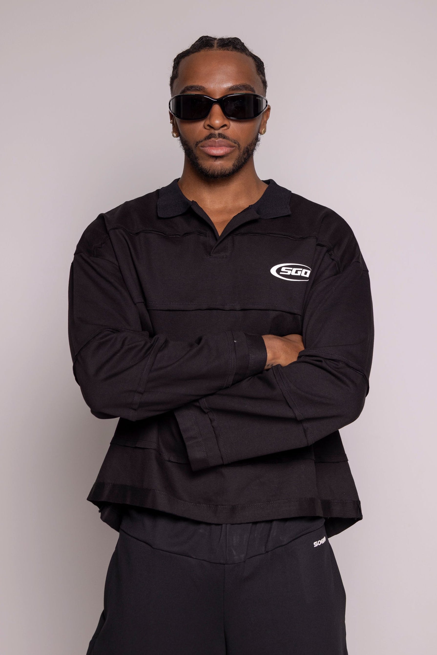 Buzo Motion Cortes - Tipo Polo-Negro