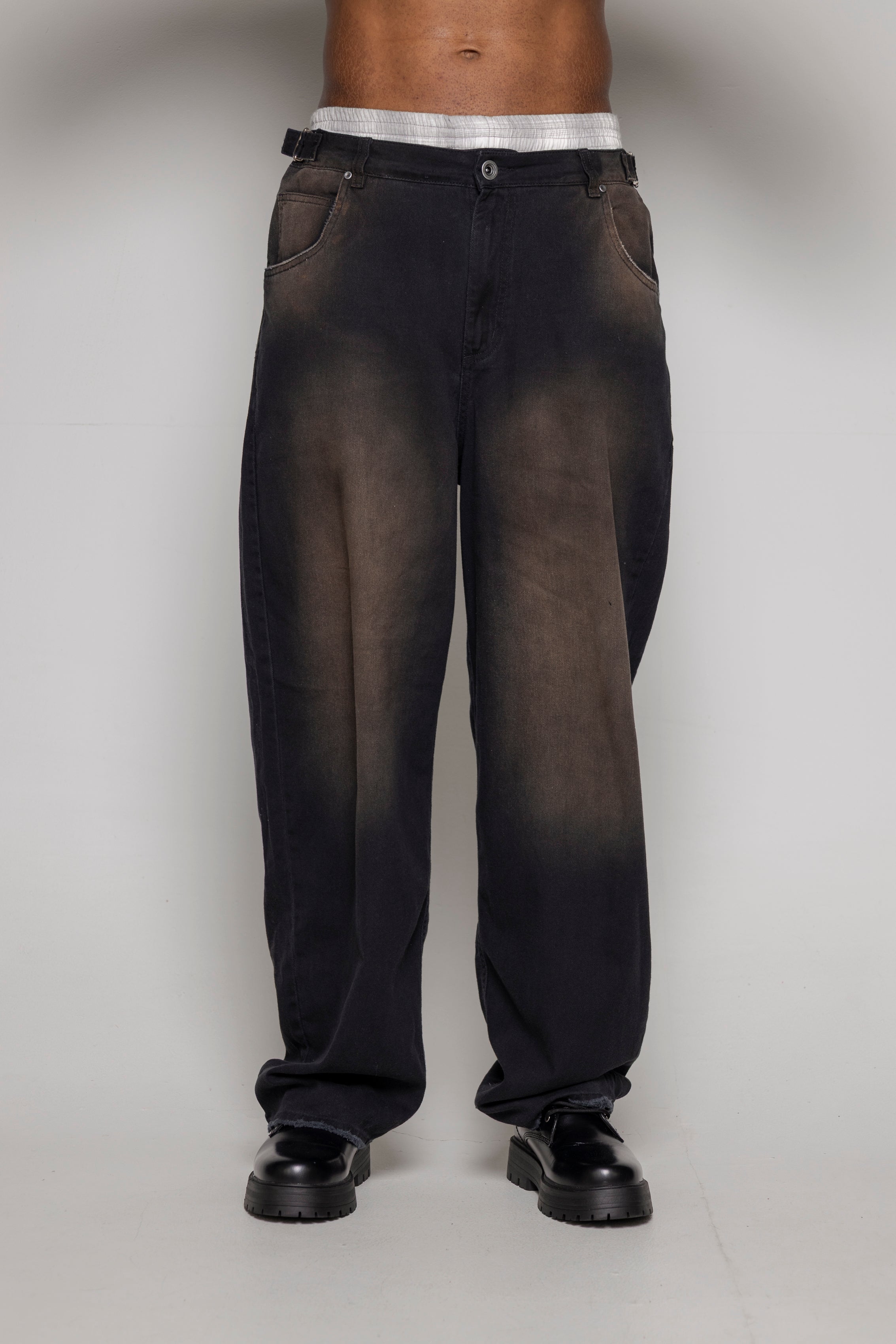 Baggy Courage Negro Desgastes