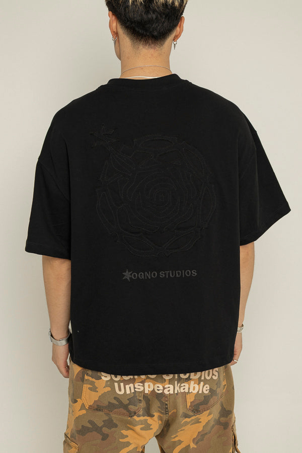Boxy Unspeakable Thorns Rose-Negro