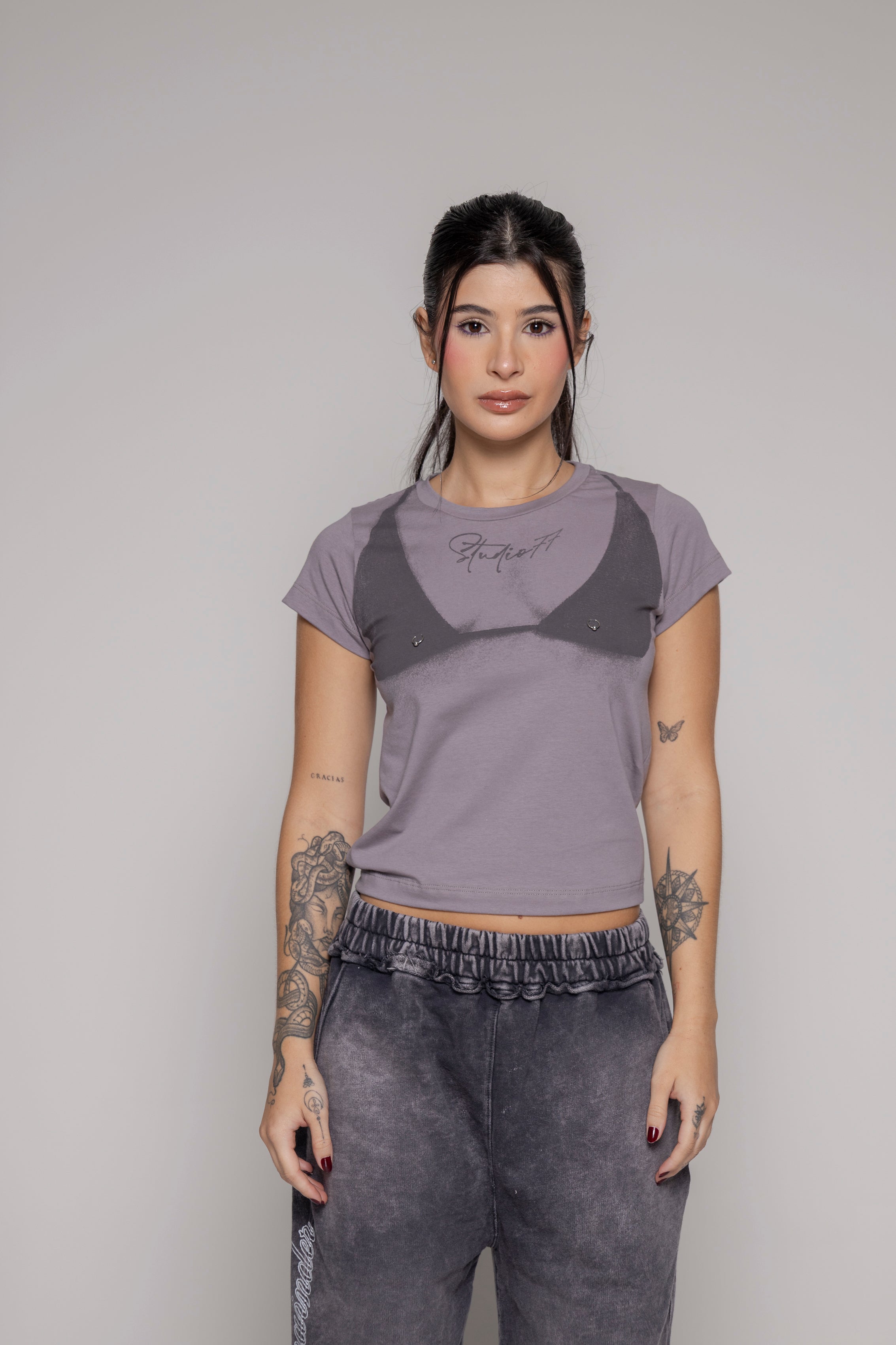 Crop T-Shirt boobs Unspeakable-Gris