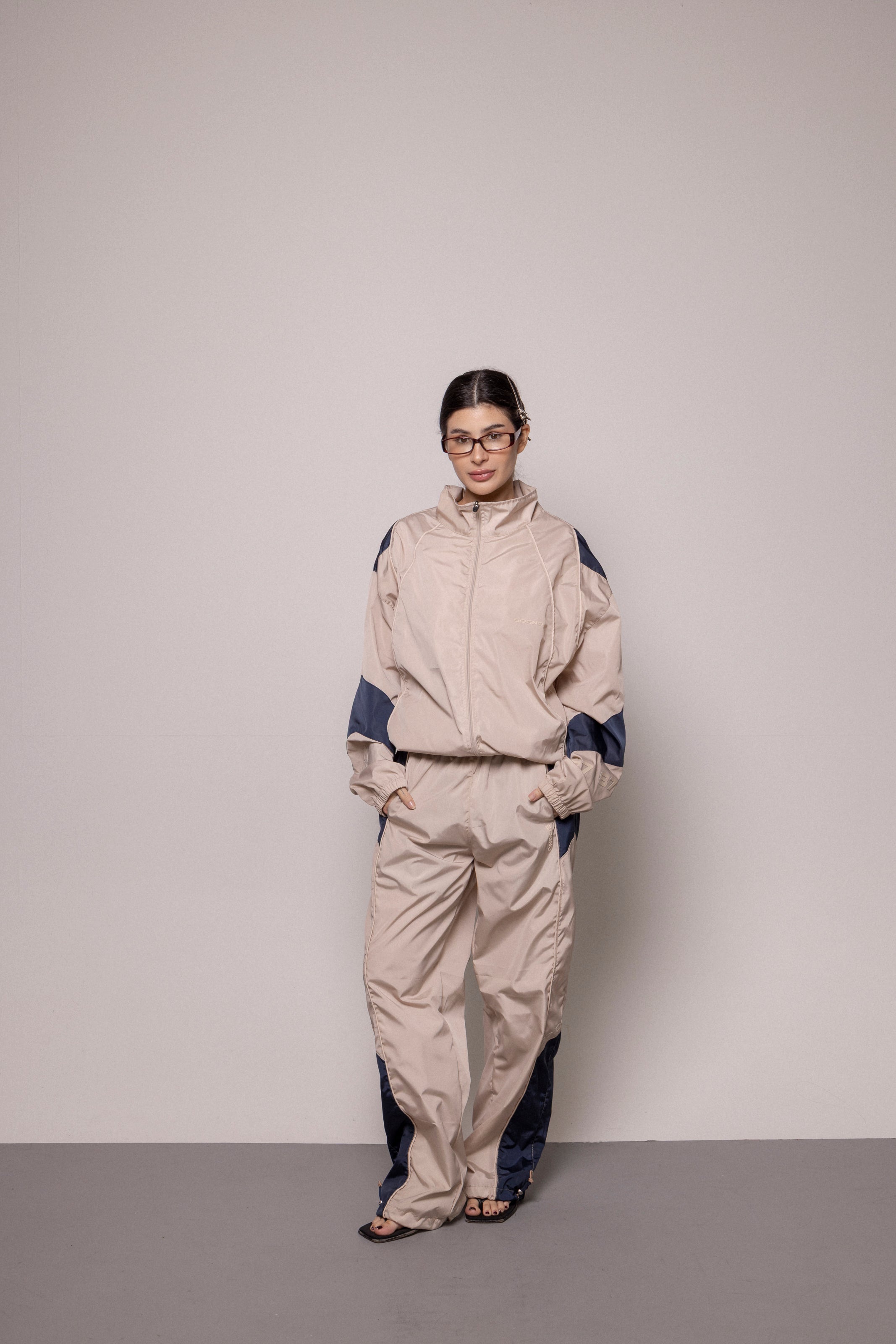 SET ANTIFLUIDO DAMA-BEIGE