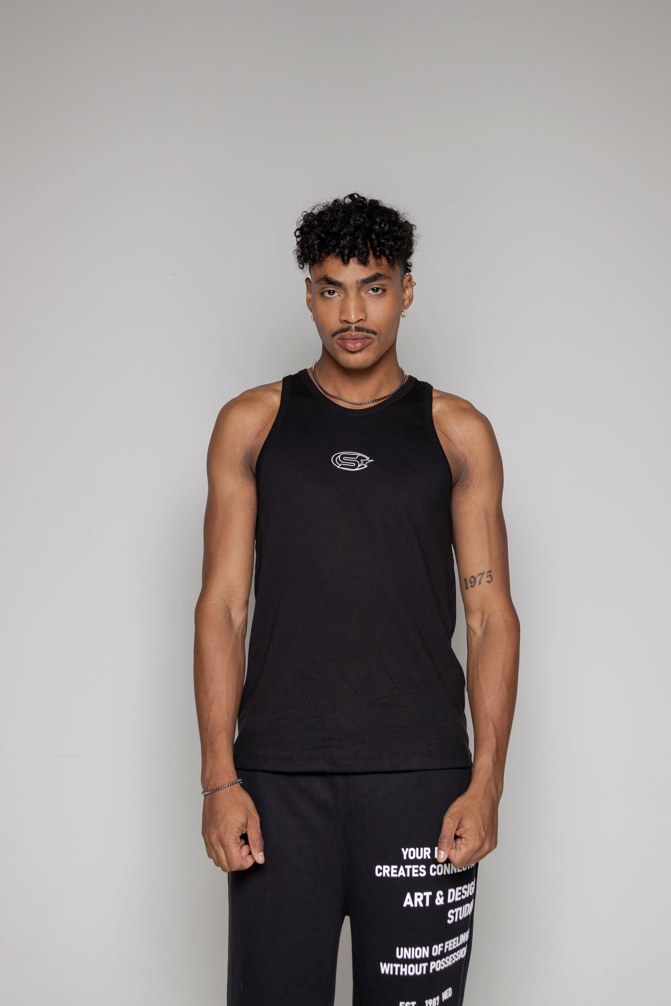 Camisilla Courage Rib-Negra