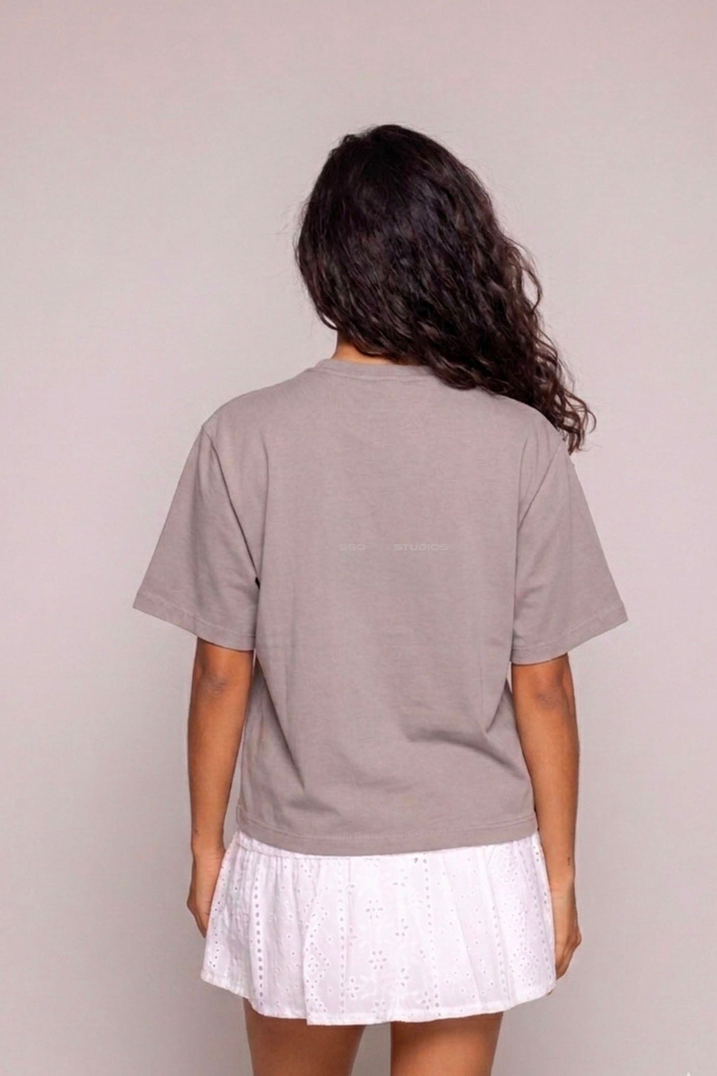 Camiseta Boxy Motion-Gris